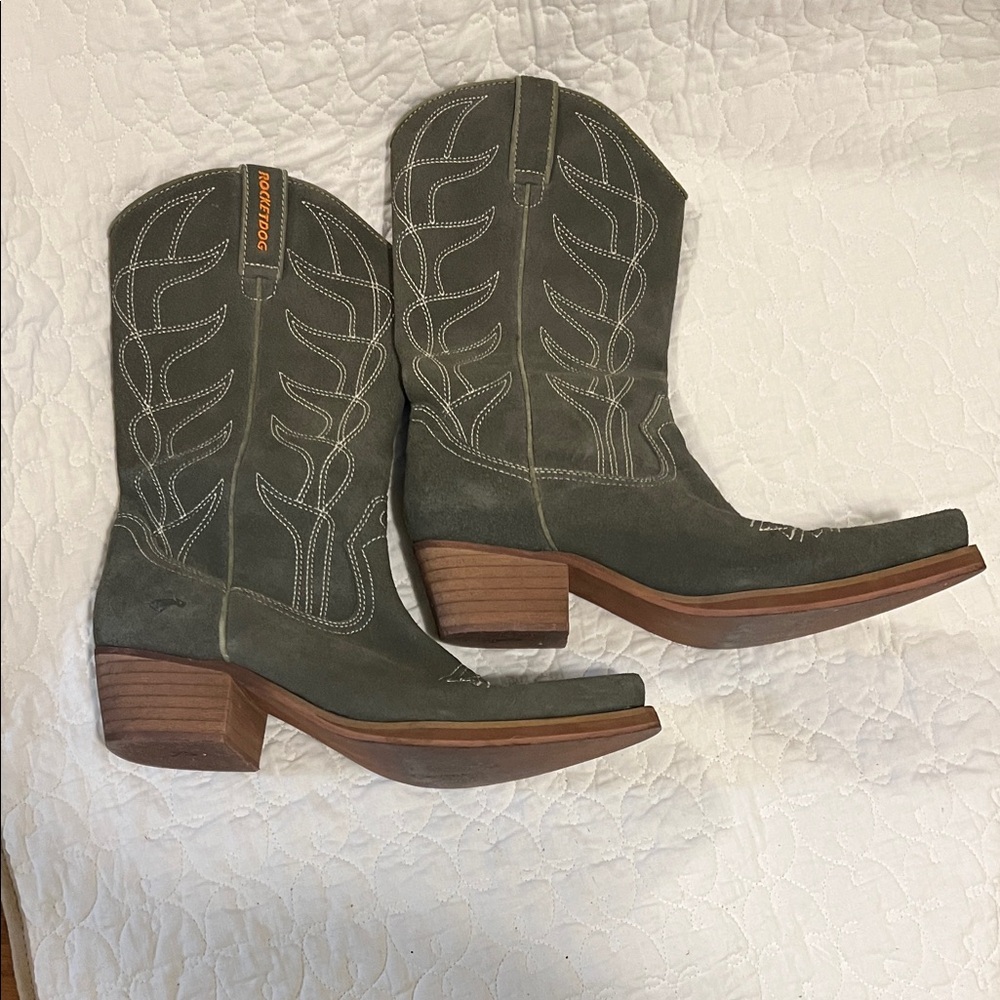 Rocketdog olive Western Boots with Wooden Heels 10